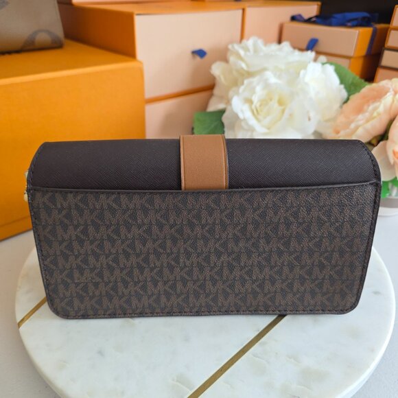 Michael Kors Greenwich. - Picture 4 of 6